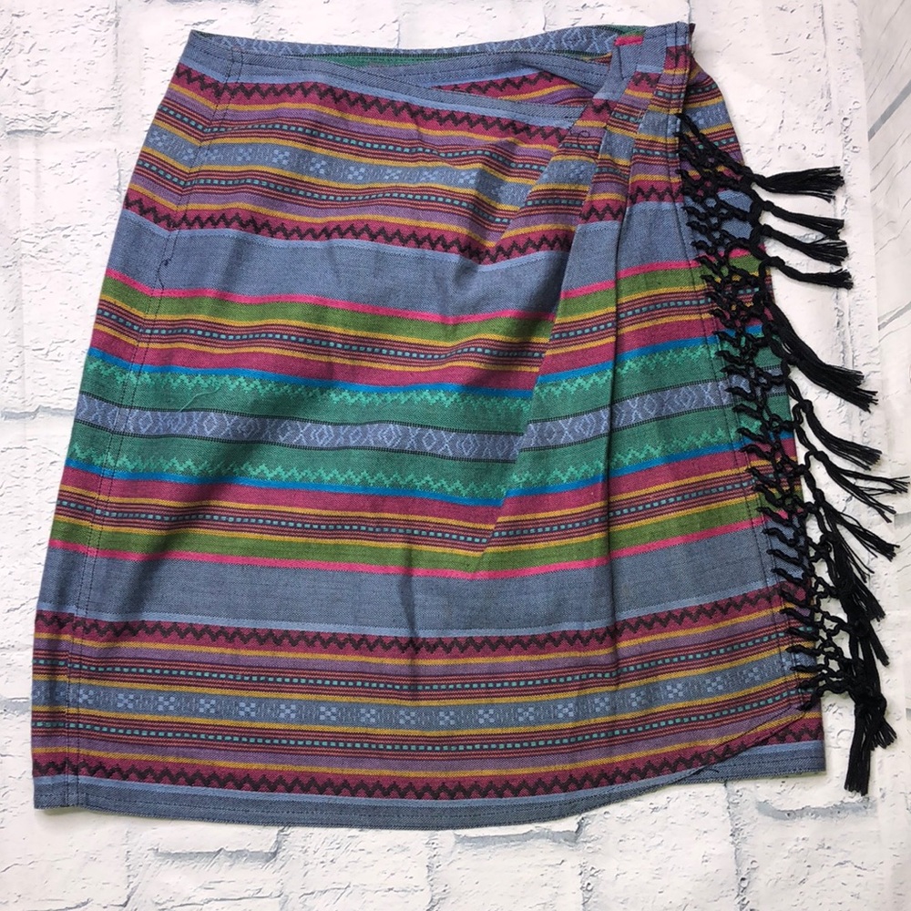 🔹Vintage Lizwear Southwest Fringed Skirt